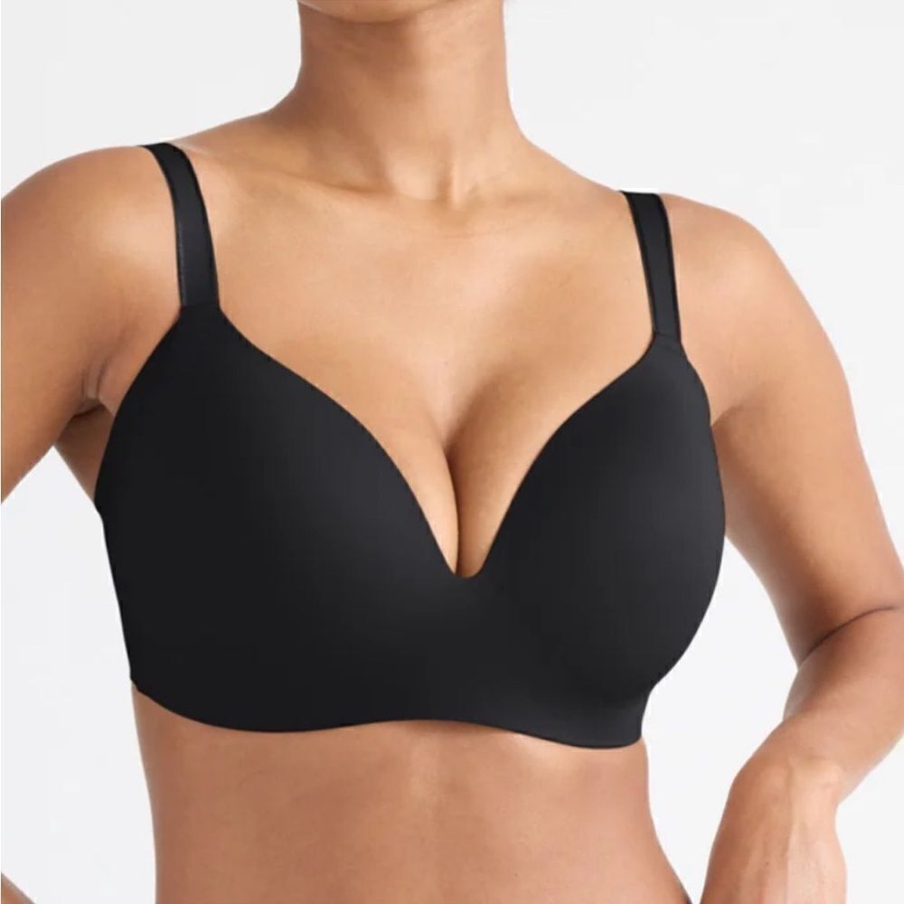 NEW WITH TAGS BLACK KNIX WINGWOMAN CONTOUR BRA SIZE 8+ (40F, 42E/DDD, 42F)